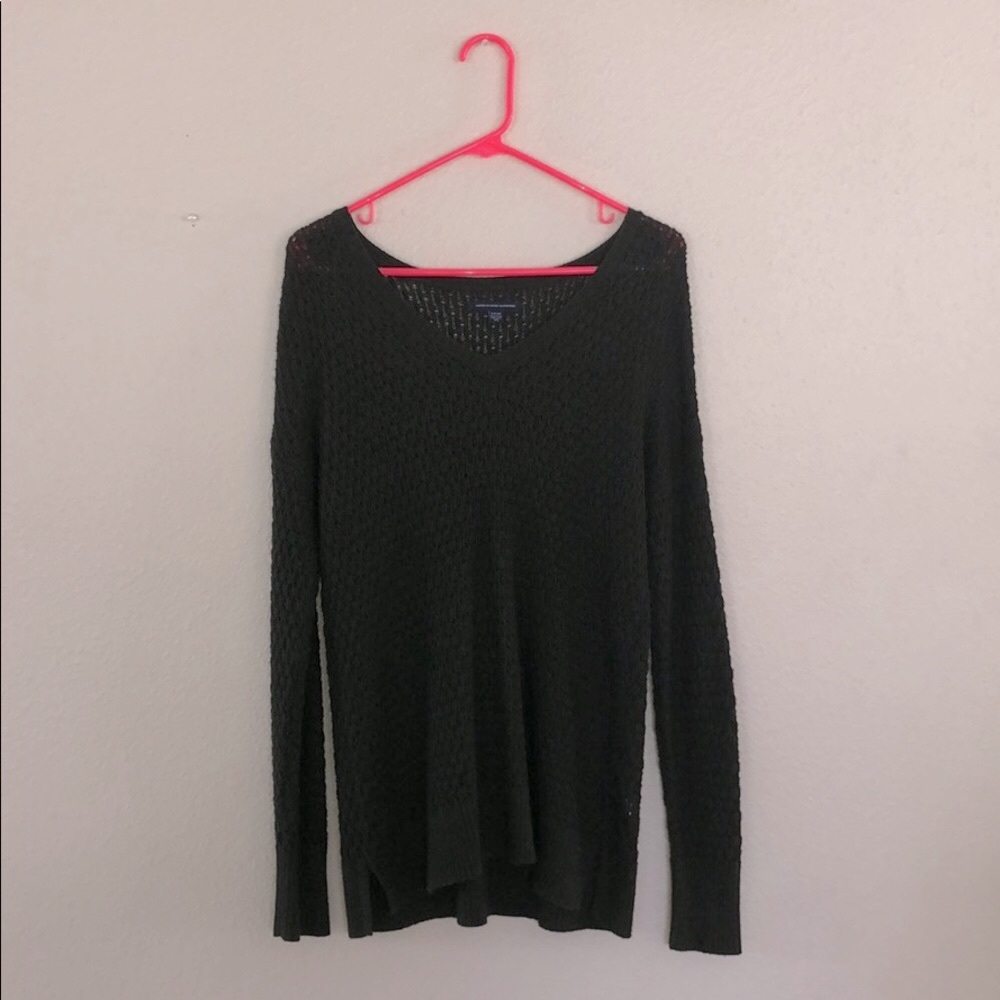 Dark olive green v-neck knitted sweatshirt